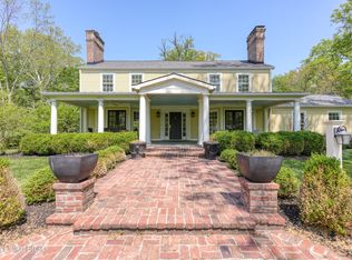 12003 Woodland Rd, Anchorage, KY 40223