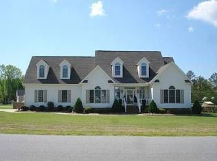 3606 John Dawson Cir, Ayden, NC 28513
