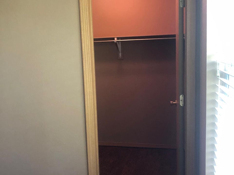 1st image of 1052 W Eagle St #1052