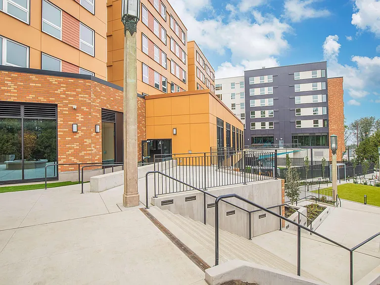 Beacon Pacific Village Apartments — Photo 19