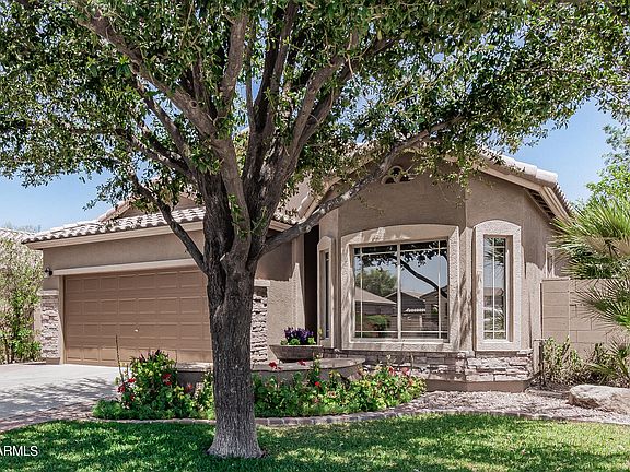 4th image of 1332 E MARTHA Drive