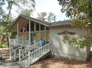 138 Cottonwood Cv, Holly Lake Ranch, TX 75765