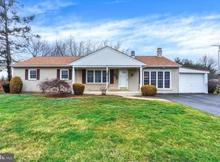 103 E Clearview Dr, Shrewsbury, PA 17361