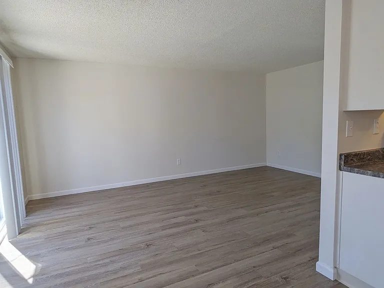 7815 NE 117th Ave — Photo 16