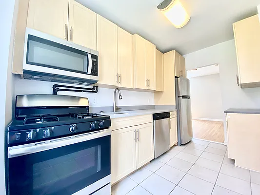 Rented by Compass | media 3