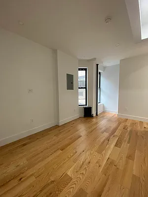 Rented by Compass | media 20