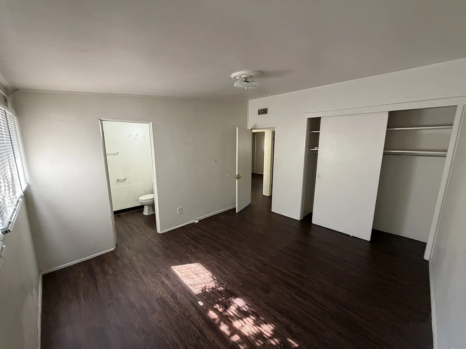 3 bed, 1288 sqft, $1,600 — Photo 4