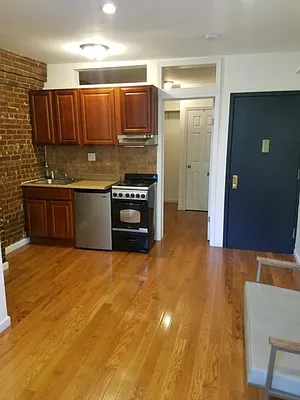 Rented by Fifth & Forever LLC | media 24