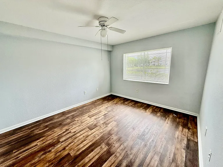 191 SW Palm Dr #108 — Photo 12