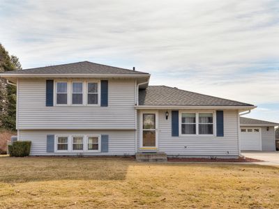 315 10th Ave NW, Altoona, IA, 50009