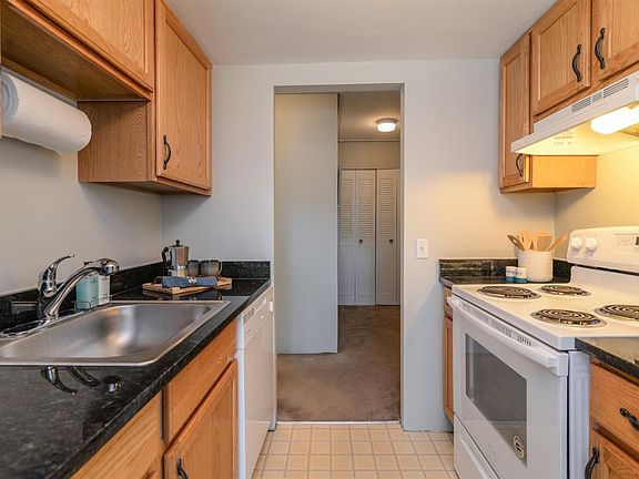 5th image of 555 E William St APT 2C
