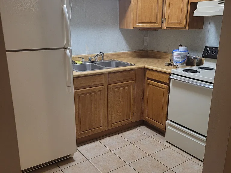 9612 Westport Rd — Photo 5