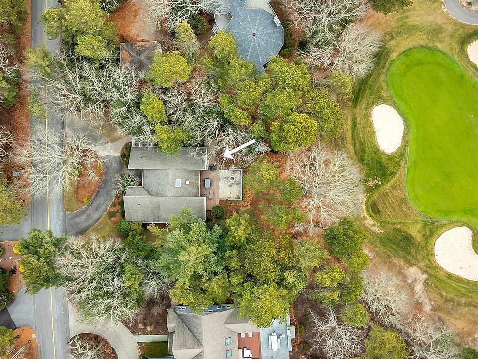 1st image of 97 Walton Heath Way