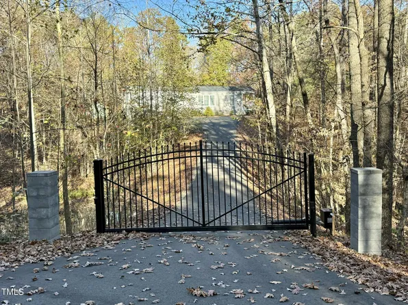 76 Old State Highway 57 N, Semora, NC 27343
