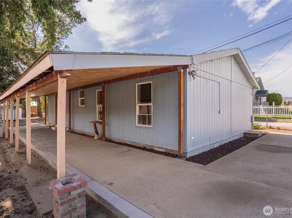 327 Easy Street, Wenatchee, WA 98801