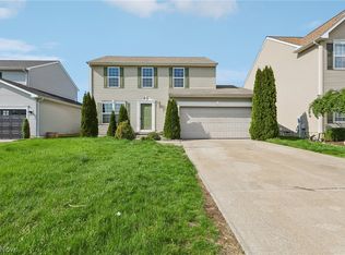 38210 Kingston Dr, North Ridgeville, OH 44039
