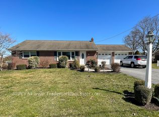 1423 Eden Rd, Lancaster, PA 17601
