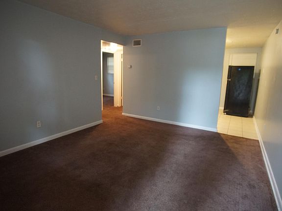 4th image of 1372 W 1st St APT 1