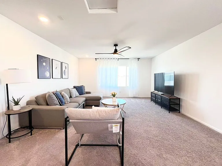 5888 Becklow Gardens Ave — Photo 33