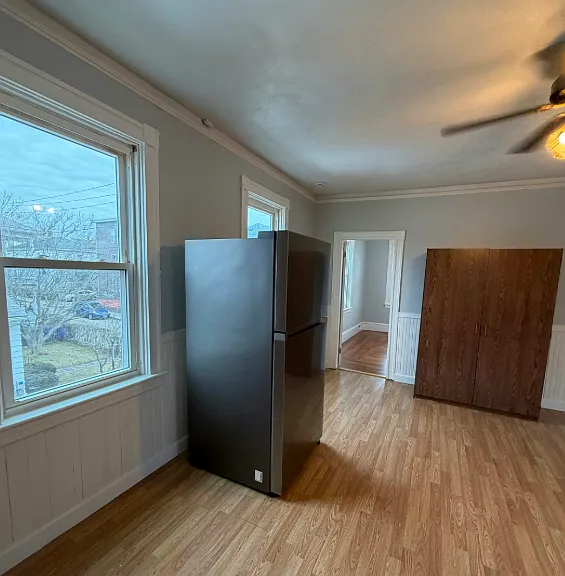 15 Roma St Bristol, RI Spacious 3 Bedroom, 1 Bathroom Unit Off Street Parking Included! — Photo 9