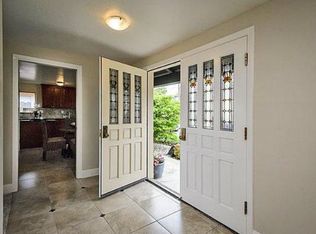 913 Bauer Dr, San Carlos, CA 94070