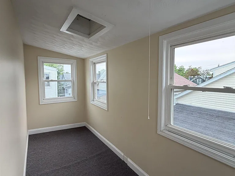 230 Cedar St — Photo 12