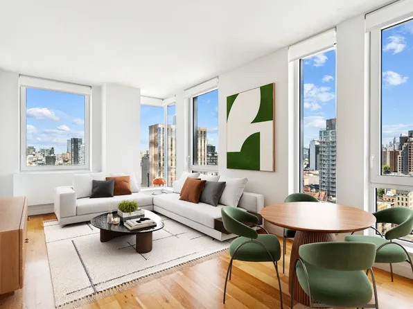 125 Delancey Street 1102 image 14 of 14
