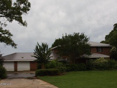 202 County Farm Rd, Lumberton, MS, 39455