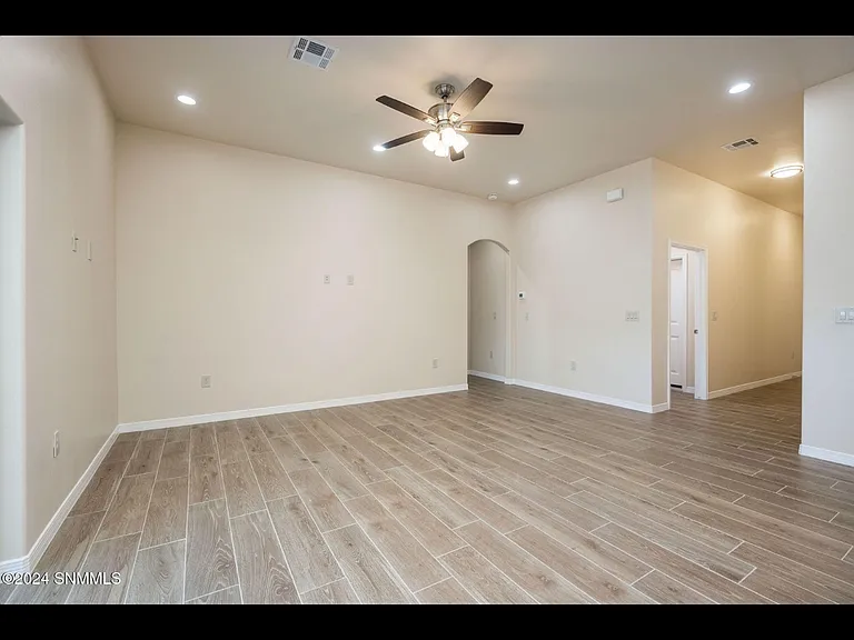 5853 Jalapeno Dr — Photo 16