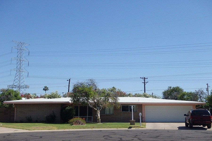 1st image of 3720 E Arbor Cir