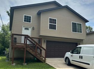 152 Black Jack Rd, Collinsville, IL 62234