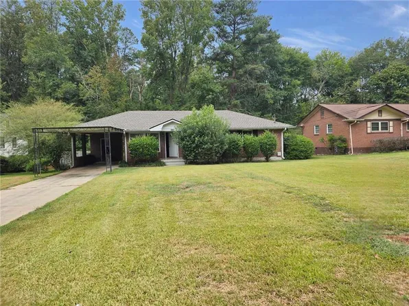 3061 Stirrup Ln, Atlanta, GA 30316