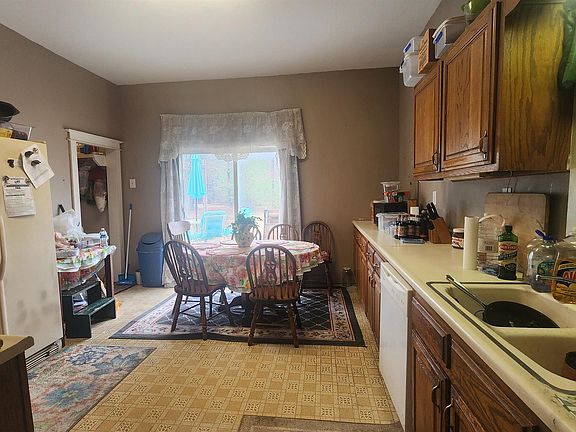 4th image of 507 Woodland Dr
