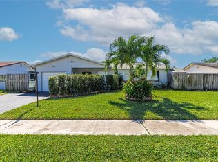 7810 NW 46th Ct, Lauderhill, FL 33351