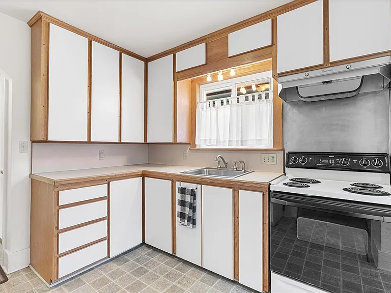 218 N Magnolia Ave — Photo 13