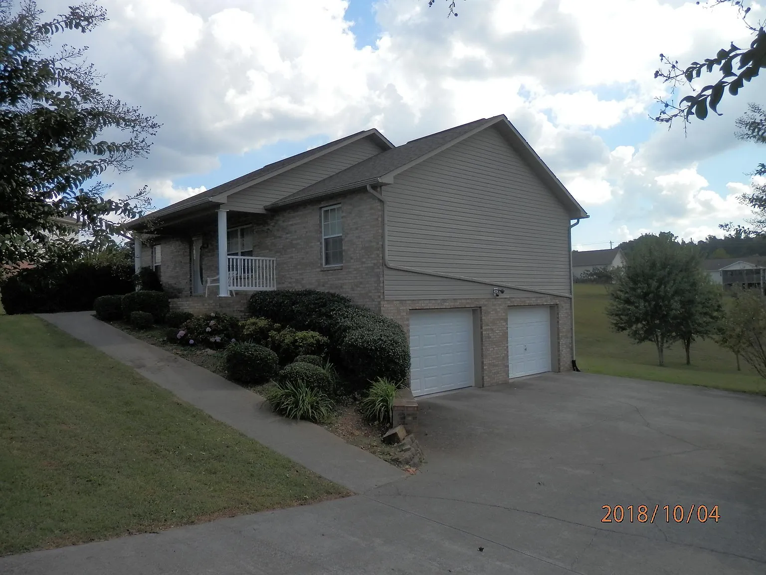 3 bed, 1344 sqft, $2,000 — Photo 4