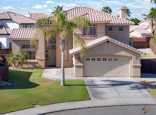 2125 Carter Ct, Calexico, CA 92231
