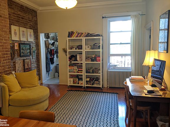 5th image of 127 Pacific St #3