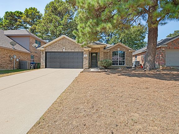 2nd image of 536 Cross Ridge Cir N