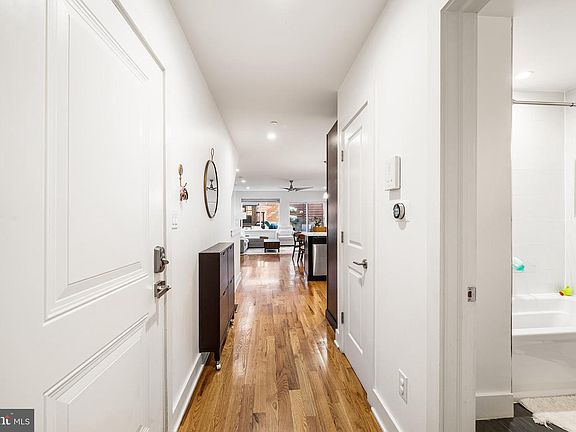 3rd image of 1517 Brown St #1