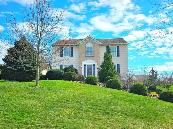 625 Preferred Dr, Washington, PA 15301