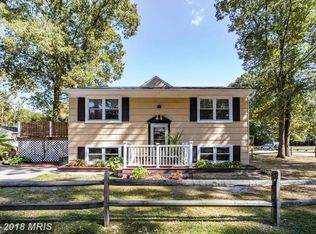 404 Royal Beach Rd, Pasadena, MD 21122