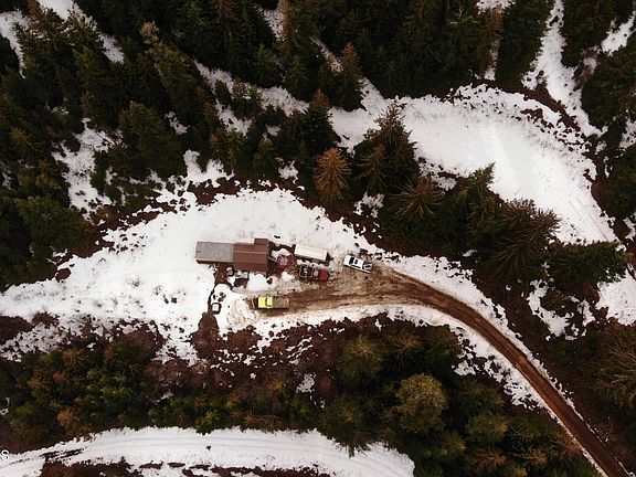 3rd image of 193 Wildflower Rd