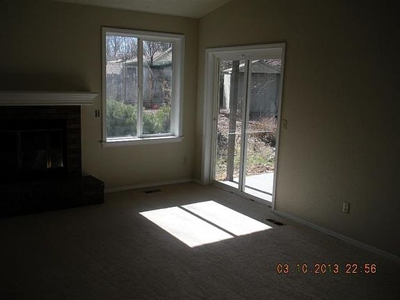 3rd image of 5353 W Ellens Ferry Dr