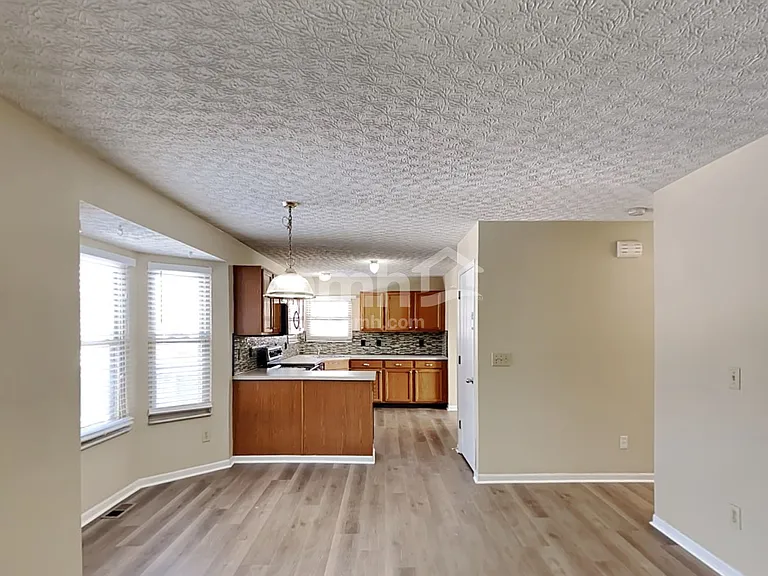 5798 Sharets Dr — Photo 7