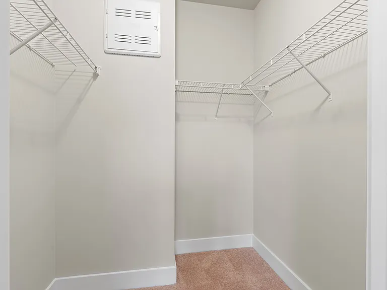 Gateway Apartments — Photo 10