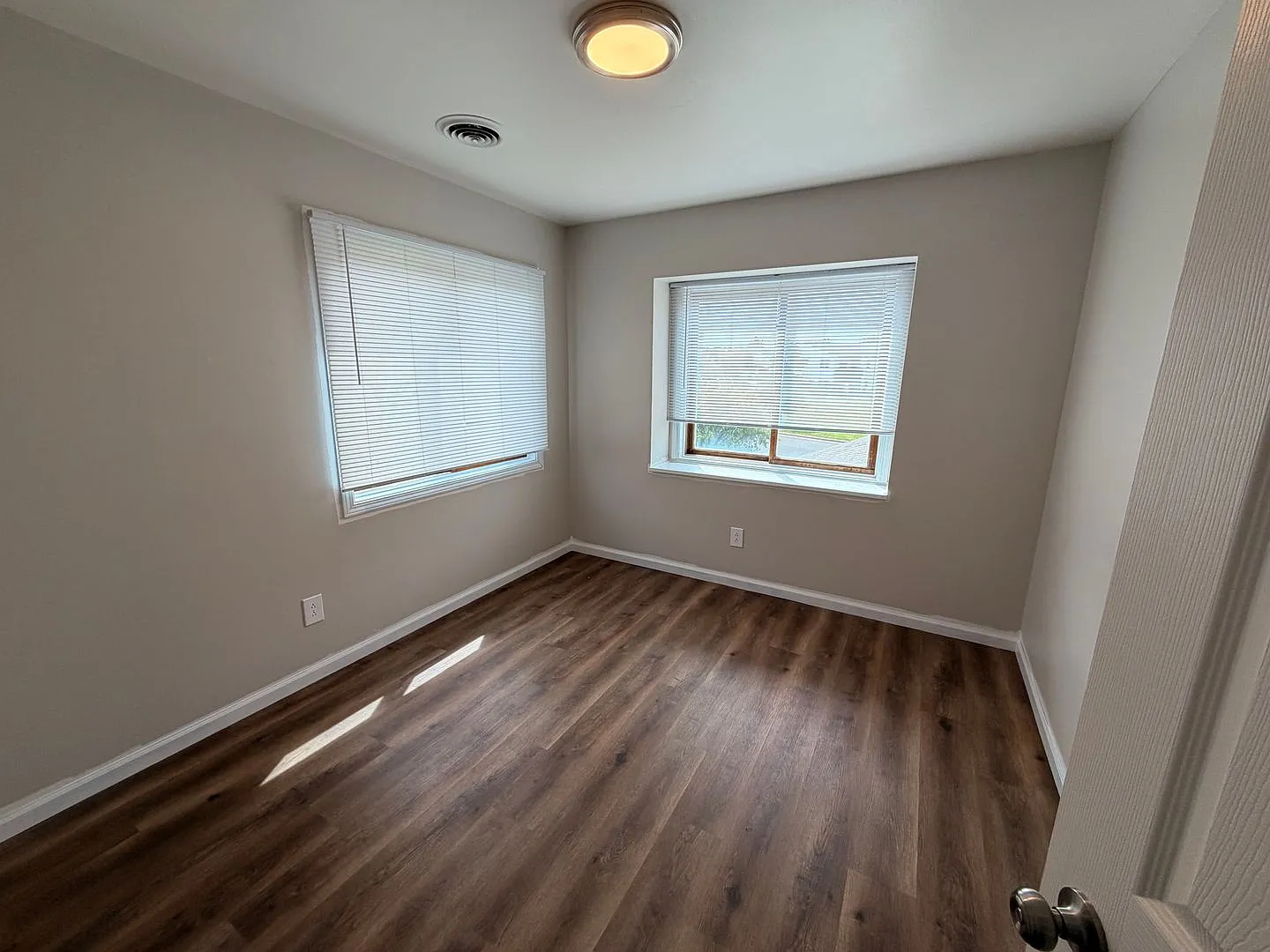 171 - 179 Talon Place — Photo 4