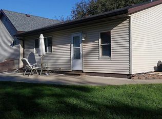 208 Center St S, Utica, MN 55979