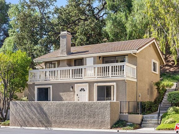 2nd image of 425 Vista Dorado Ln
