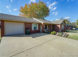 520 Timberline Dr, Skiatook, OK 74070
